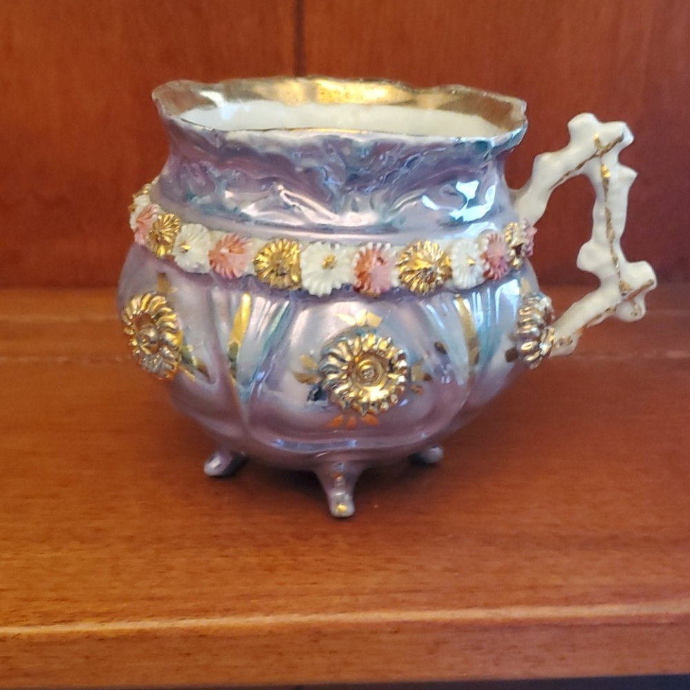 Vintage Tea cup (H)